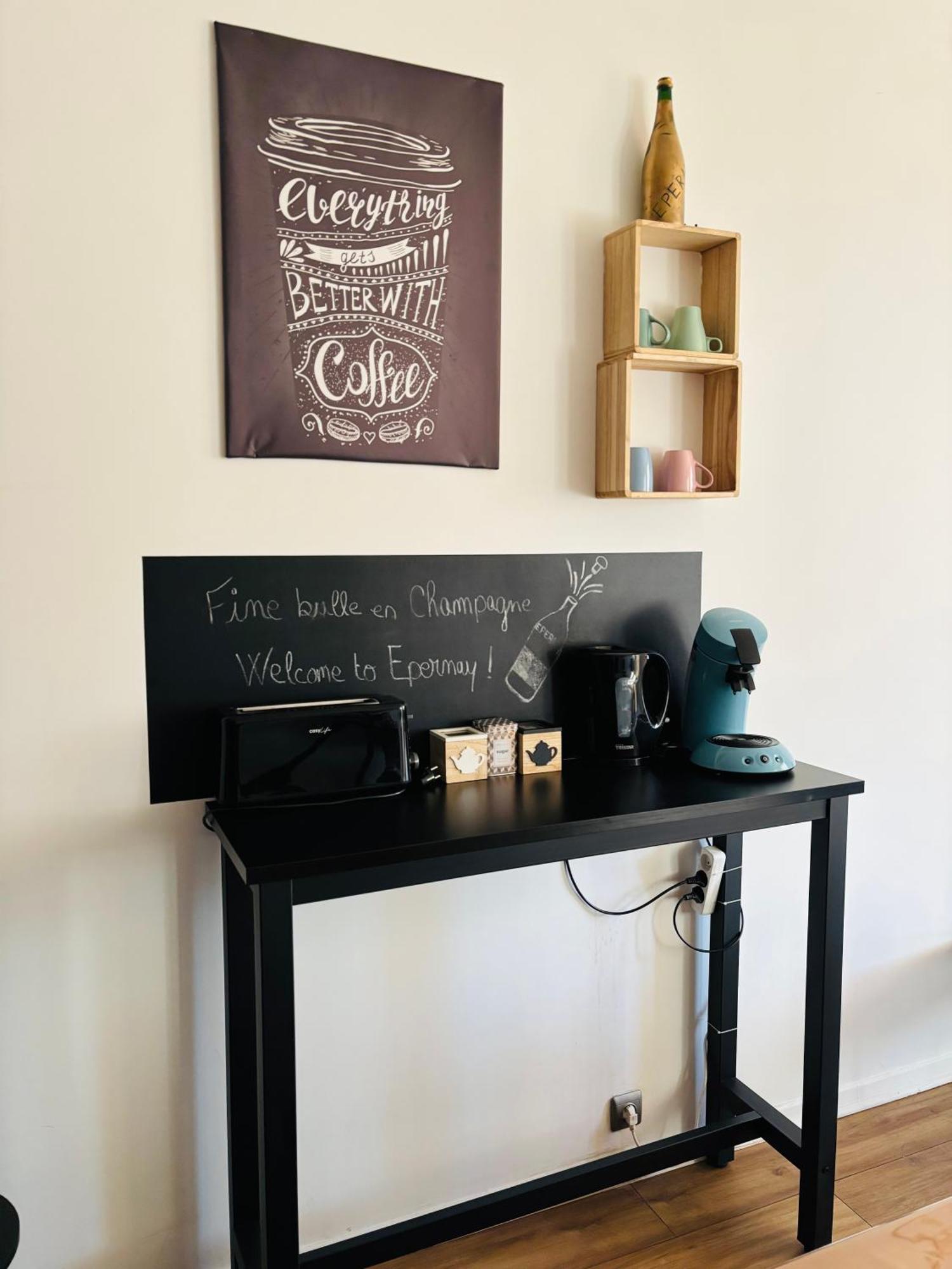 Fine Bulle En Champagne - 1 Chambre - Terrasse 에페르네이 외부 사진