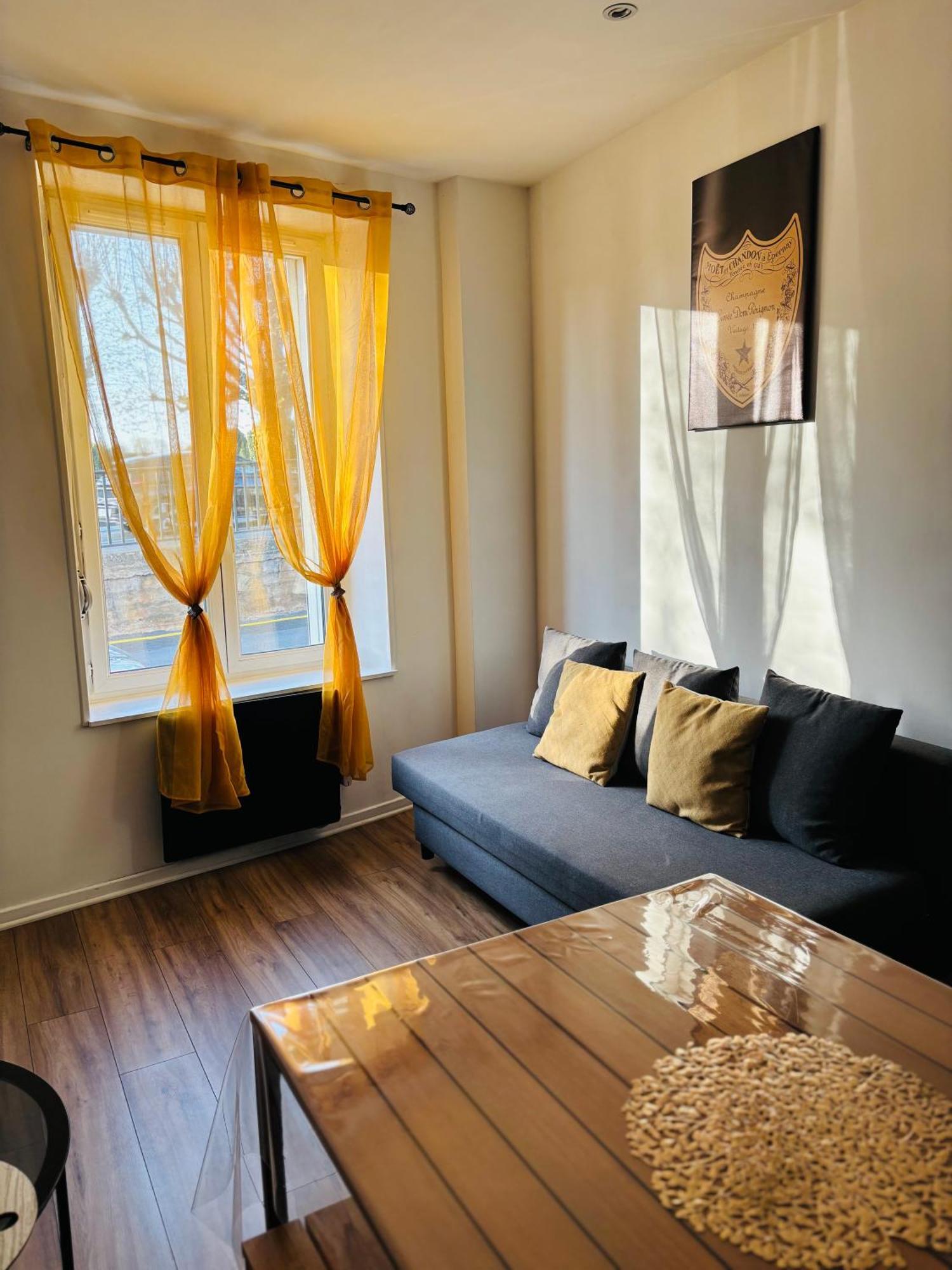 Fine Bulle En Champagne - 1 Chambre - Terrasse 에페르네이 외부 사진